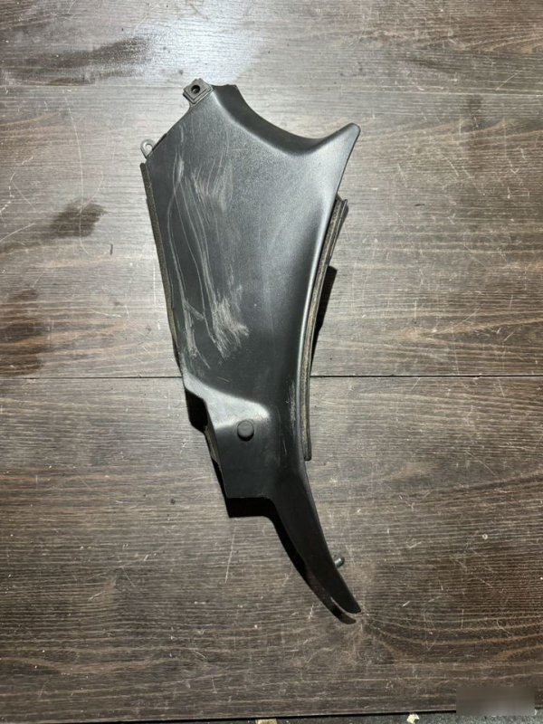 Пластик Лев. Honda CBR1100XX Blackbird — фото 1