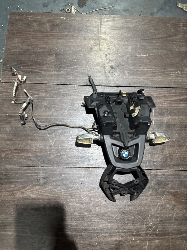 Крепление номера BMW K1200S — фото 1
