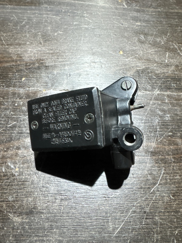 Машинка переднего тормоза Yamaha FZ1 Fazer 2006-2015 — фото 1