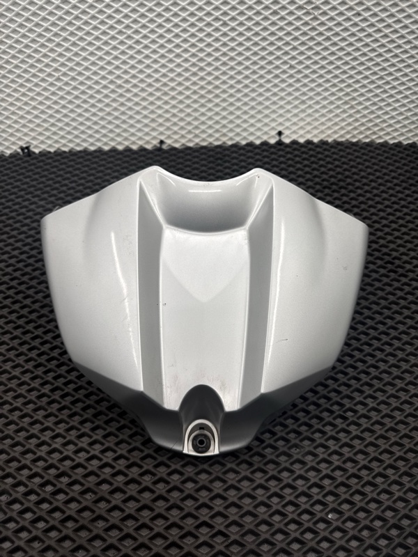 Пластик бака Yamaha YZF-R1 — фото 1