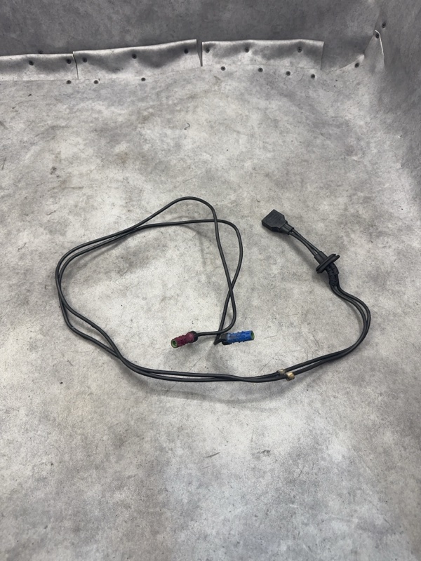 USB Разъем BMW K1600GTL 2012 — фото 1