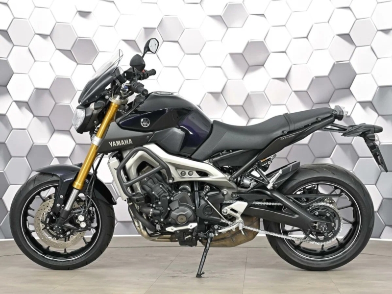 Yamaha MT-09 на разборе