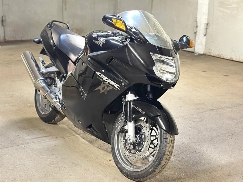 Honda CBR1100XX Blackbird на разборе