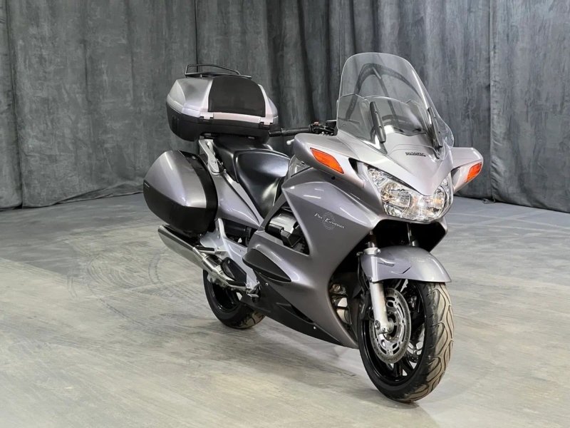 Honda ST1300 Pan European на разборе