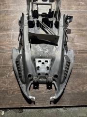 Пластик подрамника Honda CB650F — фото 2