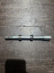 Ось колеса Перед. Kawasaki ER6 2006-2008 б/у