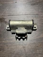 Крепление бака Yamaha XJ6S Diversion б/у