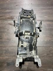Пластик подрамника Yamaha XJ6S Diversion  б/у