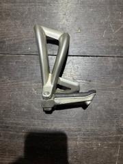 Подножка пассажира Triumph Tiger 1050 2009 б/у