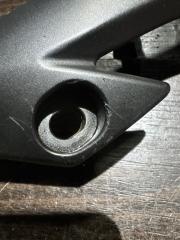 Крепление левого поворотника Yamaha FZ1 Fazer 2006-2015 — фото 3