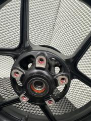 Переднее колесо Kawasaki KLE650 Versys 2017 — фото 3