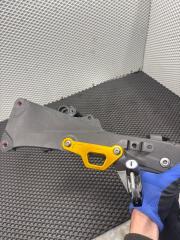 Кронштейн Kawasaki ZX-6R 636 б/у