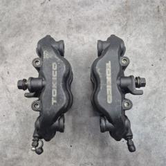 Передние тормозные суппорты Перед. Honda CBR600RR 2005 б/у