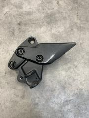 Кронштейн подножки Лев. Kawasaki Z1000SX  б/у