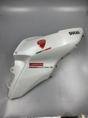 Боковой пластик Прав. Ducati Multistrada 2011 б/у