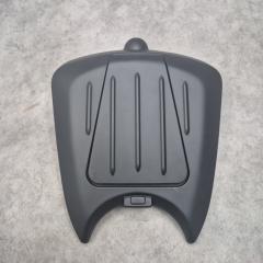 Крышка бардачка Kawasaki GTR1400 2008 — фото 2