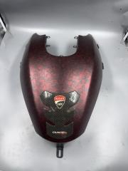 Накладка на бак Ducati Diavel 2015 б/у